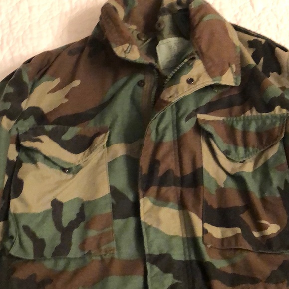 Camoflauge Jacket size Small - Picture 2 of 5